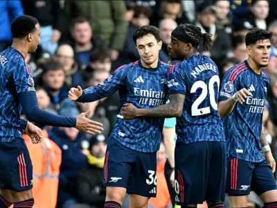 Madueke gây sốc: Thay Saka bất ngờ, lập cú đúp kiến tạo đưa Arsenal đại thắng 4-0