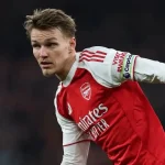 Bom tấn chấn thương Arsenal: Saka, Odegaard, Merino - Ai có thể đá trận Brentford? 1
