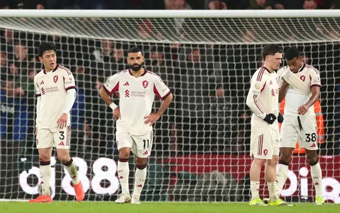 Thất bại trước Bournemouth chỉ ra nhiều bất ổn của Liverpool