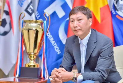 HLV Kim Sang Sik: 'Áy náy vì thua Trung Quốc, nhưng đã lên kế hoạch dài hạn cùng Việt Nam chinh phục World Cup' 1