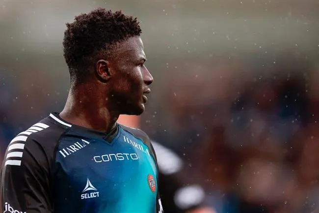 Chelsea đưa Sedi Kinteh của Tromso vào tầm ngắm. Chelsea dua Sedi Kinteh cua Tromso vao tam ngam.