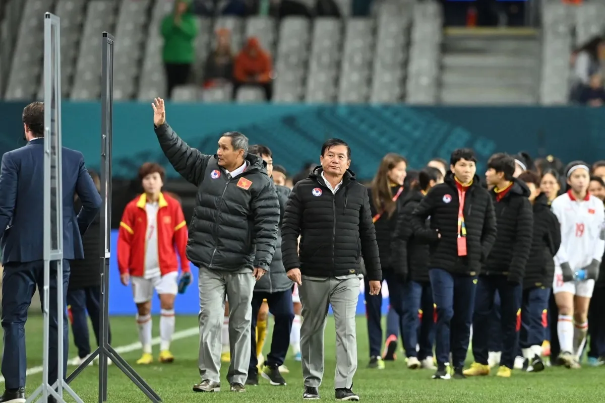 HLV Mai Đức Chung Tôi muốn xin lỗi vợ 2