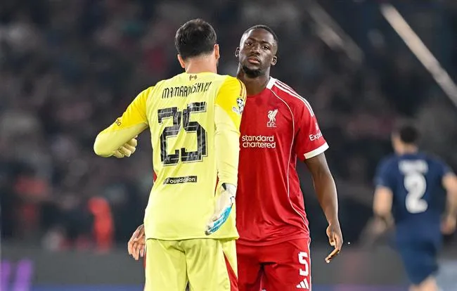 Gerrard chỉ trích hai cầu thủ Liverpool sau trận thua PSG 1